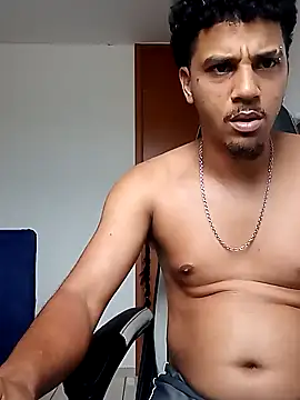 Snapshot of gugao666 chatting on 5, 12, 2024 gugao666 online show from 5, 12, 2024