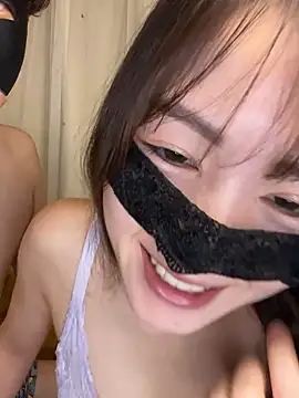 miumiu 0304 online show from 21, 12, 2025