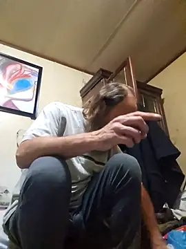 Snapshot of Beyond1978 chatting on 24, 11, 2025 Beyond1978 online show from 24, 11, 2025