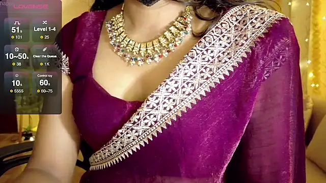 Snapshot of Only_hunny chatting on 24, 10, 2025 Only hunny online show from 24, 10, 2025