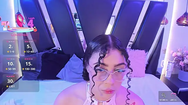 antonelllepiercee online show from 15, 10, 2025