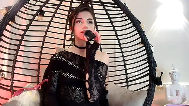 Megga Bluee online show from 6, 2, 2025