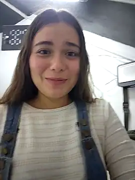 Snapshot of rapunzel069 chatting on 3, 12, 2025 rapunzel069 online show from 3, 12, 2025