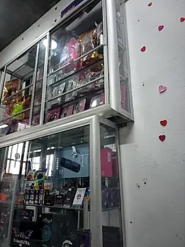 Snapshot of rapunzel069 chatting on 5, 12, 2025 rapunzel069 online show from 5, 12, 2025