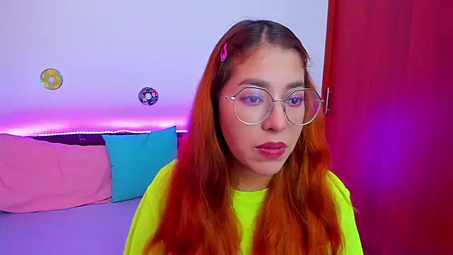 Snapshot of _Moon_Johnson chatting on 13, 9, 2025 Moon Johnson online show from 13, 9, 2025