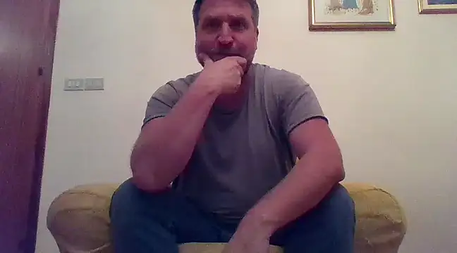 Snapshot of Haariglang chatting on 4, 12, 2024 Haariglang online show from 4, 12, 2024