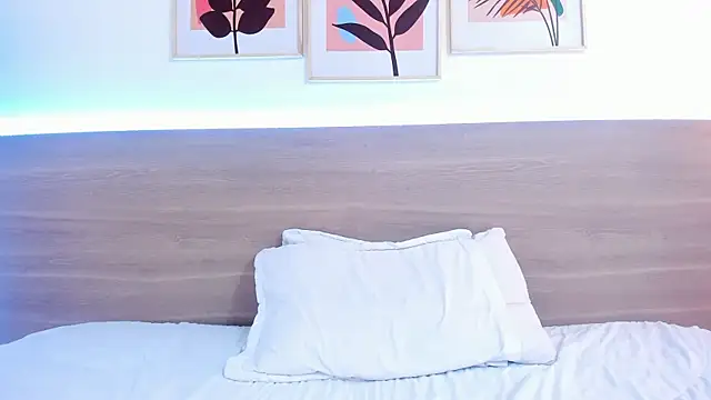 nataliiiiia online show from 3, 1, 2025