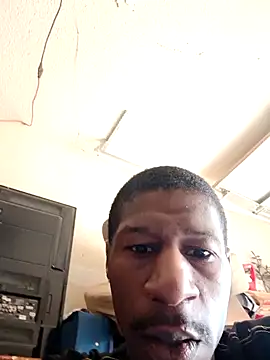 Snapshot of willywonka7793 chatting on 16, 1, 2025 willywonka7793 online show from 16, 1, 2025