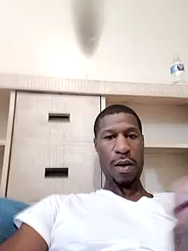 Snapshot of willywonka7793 chatting on 14, 2, 2025 willywonka7793 online show from 14, 2, 2025