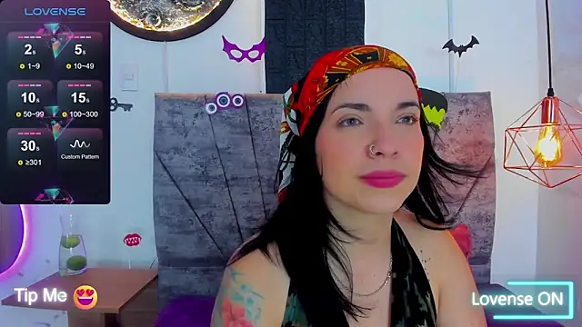 Snapshot of tatiana_sc chatting on 9, 10, 2025 tatiana sc online show from 9, 10, 2025