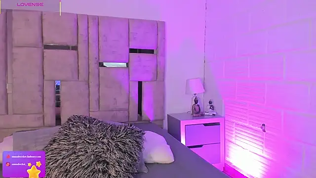 Snapshot of EmmaBecket2 chatting on 10, 10, 2025 EmmaBecket2 online show from 10, 10, 2025