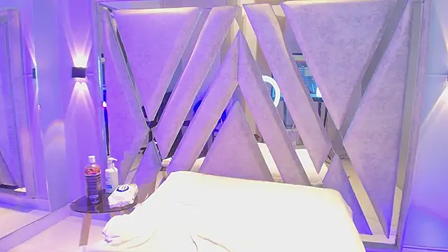 Snapshot of Annie9_ chatting on 3, 3, 2026 Annie9 online show from 3, 3, 2026