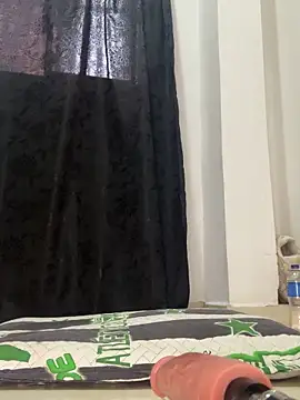 paisitahot1975 online show from 10, 10, 2025