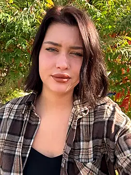 KikiWatson online show from 18, 9, 2025