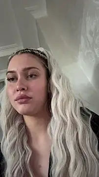 Snapshot of KikiWatson chatting on 13, 3, 2026 KikiWatson online show from 13, 3, 2026