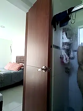 Snapshot of your_red_rose_ chatting on 11, 12, 2024 your red rose online show from 11, 12, 2024