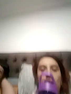 Snapshot of your_red_rose_ chatting on 25, 1, 2025 your red rose online show from 25, 1, 2025