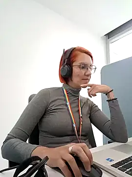 Snapshot of your_red_rose_ chatting on 29, 1, 2025 your red rose online show from 29, 1, 2025