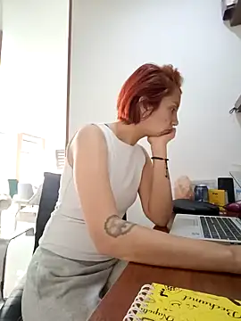 Snapshot of your_red_rose_ chatting on 31, 1, 2025 your red rose online show from 31, 1, 2025