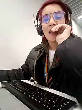 Snapshot of your_red_rose_ chatting on 6, 3, 2025 your red rose online show from 6, 3, 2025