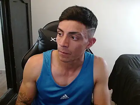 Snapshot of kv___xxx_ chatting on 31, 10, 2025 kv xxx online show from 31, 10, 2025