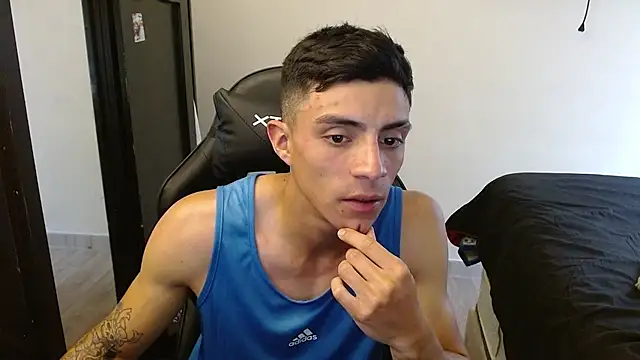 Snapshot of kv___xxx_ chatting on 2, 11, 2025 kv xxx online show from 2, 11, 2025