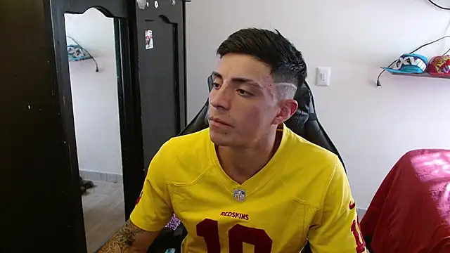 Snapshot of kv___xxx_ chatting on 19, 11, 2025 kv xxx online show from 19, 11, 2025