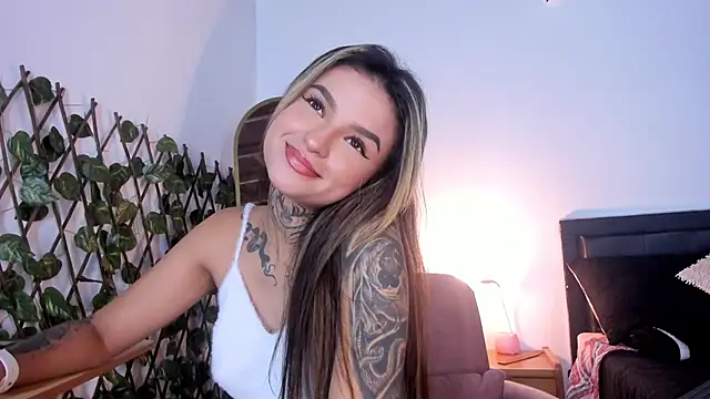 medussa13  online show from 6, 10, 2025