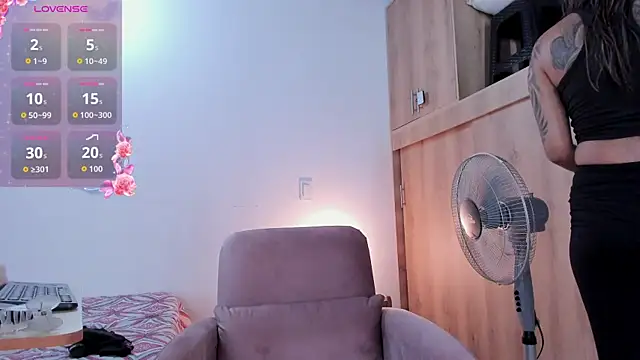 medussa13  online show from 4, 11, 2025