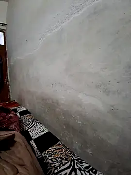 Snapshot of menakshiiikaur chatting on 25, 12, 2024 menakshiiikaur online show from 25, 12, 2024