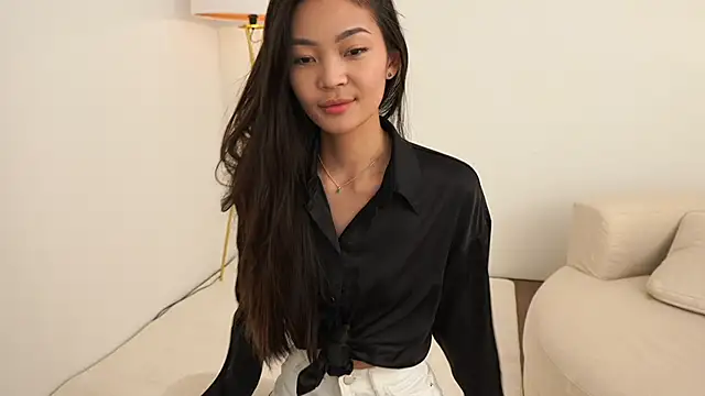 Peopleneedlove144 online show from 1, 11, 2025