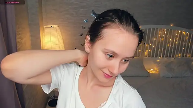 Snapshot of EthalBuffkin chatting on 5, 3, 2025 EthalBuffkin online show from 5, 3, 2025