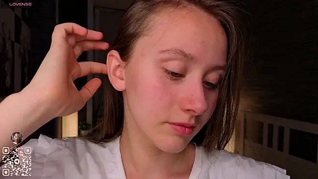 Snapshot of EthalBuffkin chatting on 19, 10, 2025 EthalBuffkin online show from 19, 10, 2025