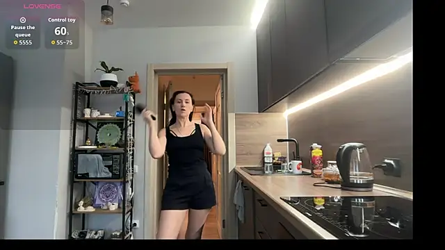 Snapshot of jainesummer chatting on 28, 11, 2025 jainesummer online show from 28, 11, 2025