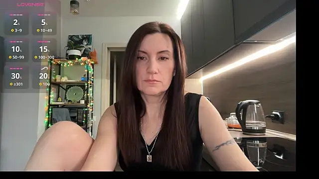 Snapshot of jainesummer chatting on 5, 12, 2025 jainesummer online show from 5, 12, 2025