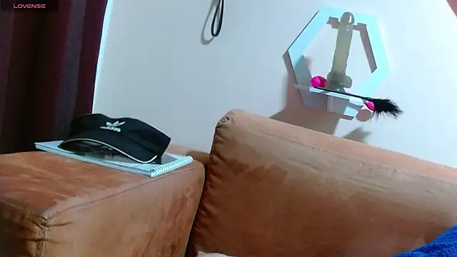 Latinnboy82 online show from 9, 4, 2026