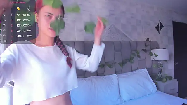 HannaRhodes online show from 22, 1, 2025