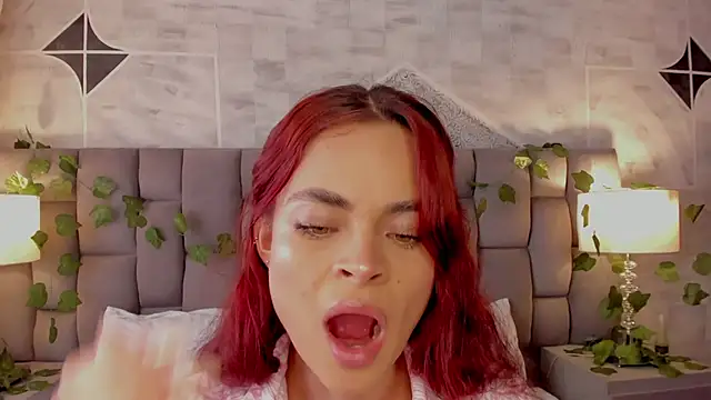 HannaRhodes online show from 23, 1, 2025