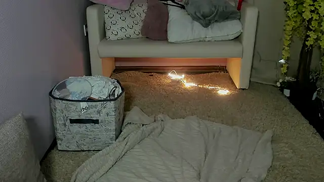 DreamyLuna online show from 12, 3, 2025