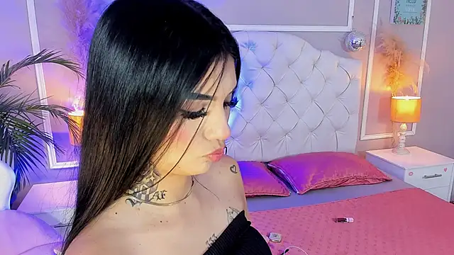 scarlet hill online show from 30, 10, 2025