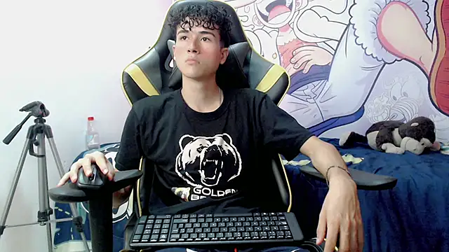 Snapshot of johnny_cagee chatting on 20, 12, 2024 johnny cagee online show from 20, 12, 2024