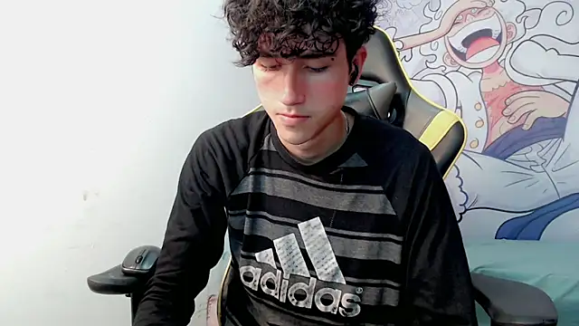 Snapshot of johnny_cagee chatting on 5, 2, 2025 johnny cagee online show from 5, 2, 2025