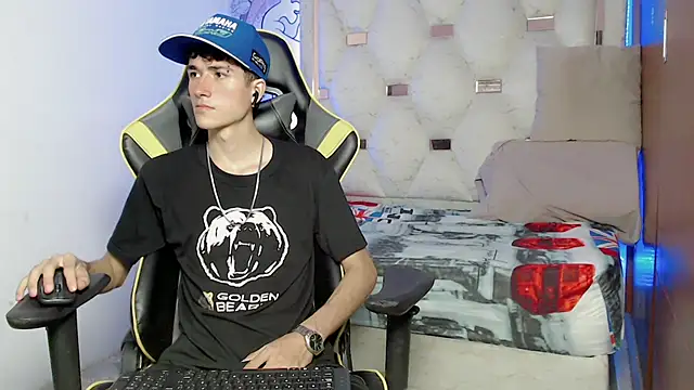 Snapshot of johnny_cagee chatting on 11, 9, 2025 johnny cagee online show from 11, 9, 2025