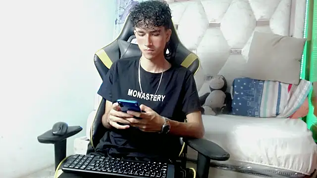 johnny cagee online show from 20, 12, 2025