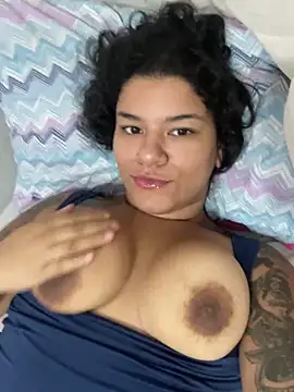 Snapshot of vicksylove chatting on 7, 12, 2024 vicksylove online show from 7, 12, 2024