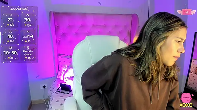 Snapshot of _Sophie__miller chatting on 20, 11, 2025 Sophie miller online show from 20, 11, 2025