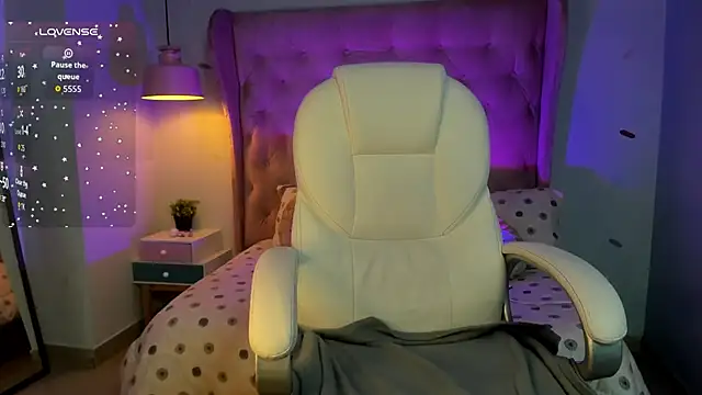  Sophie  miller online show from 11, 2, 2026