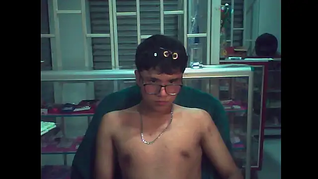 Snapshot of Baby_Cream chatting on 7, 12, 2024 Baby Cream online show from 7, 12, 2024