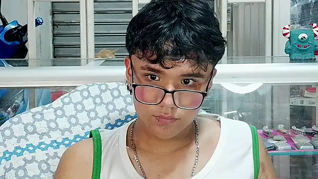 Snapshot of Baby_Cream chatting on 18, 12, 2024 Baby Cream online show from 18, 12, 2024