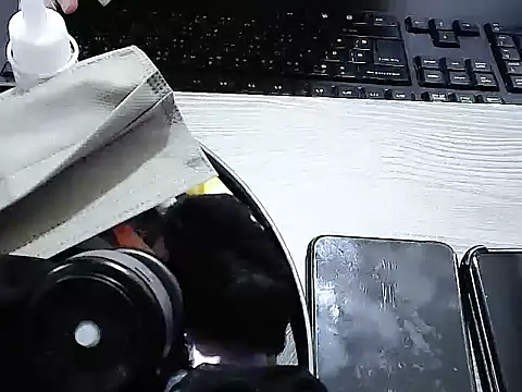 yourz tw online show from 25, 3, 2026